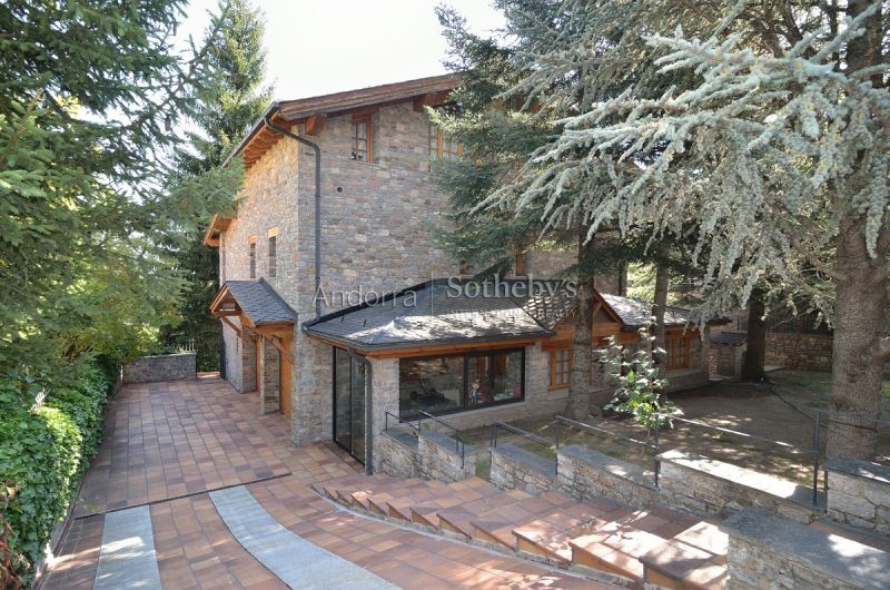Vivir en Escás Andorra, casas en venta